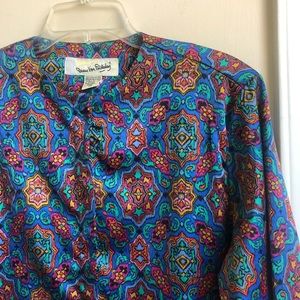 Vintage DVF Satin Long Sleeved Button Down Blouse 12